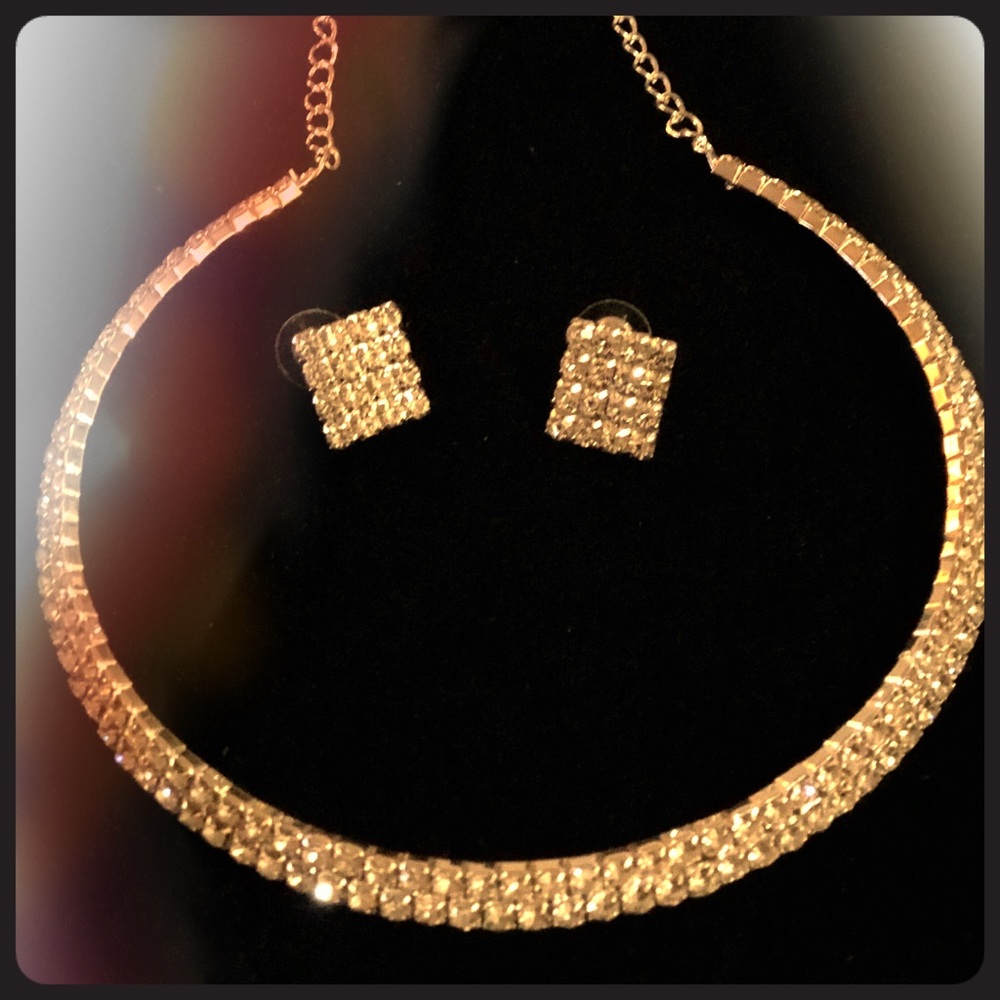 Crystal Rhinestones Choker & Earrings